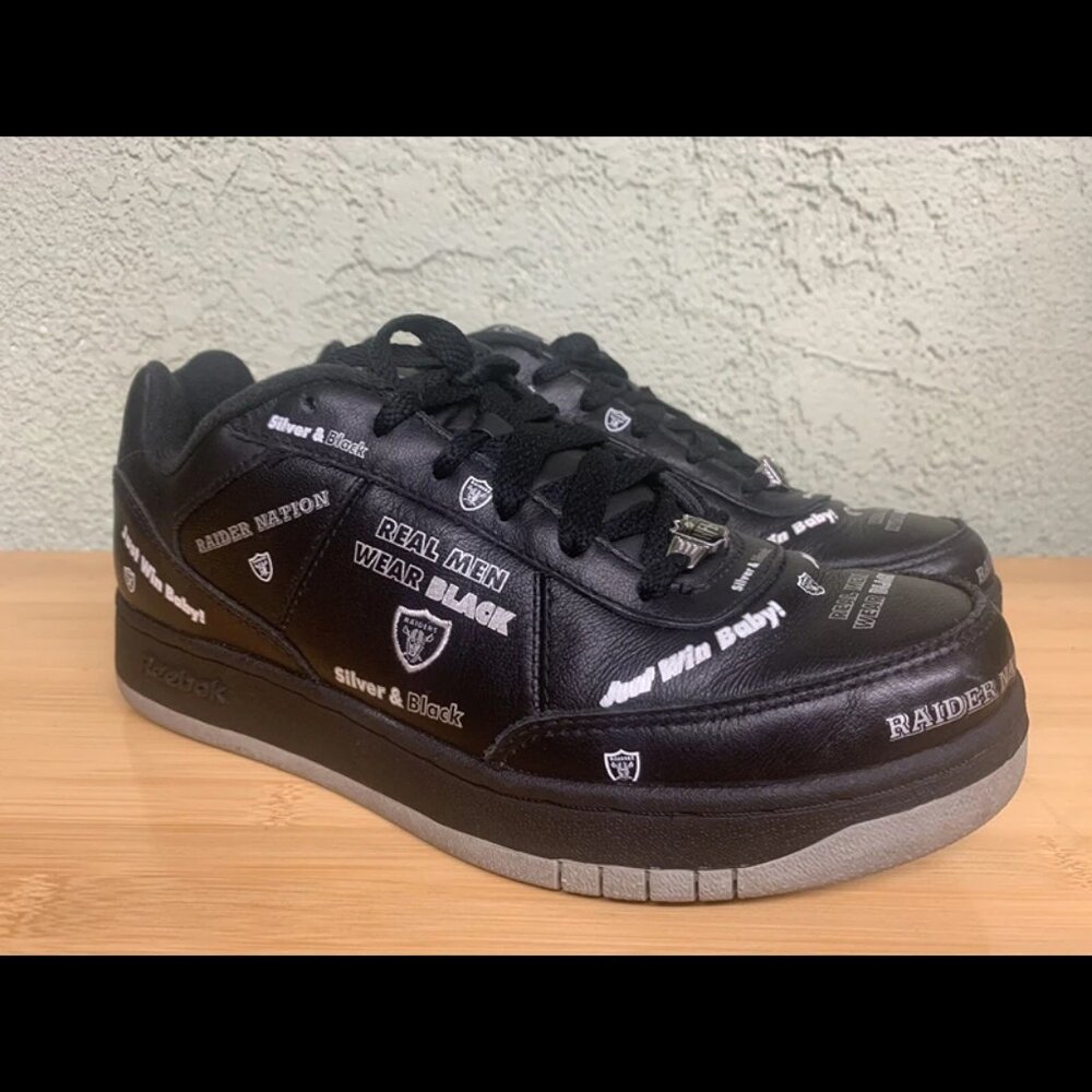 Reebok Low Top NFL Vegas LA Raiders‎ Sneakers Blk/Silver Mens Sz 9.